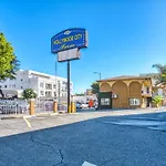 Hollywood City Inn